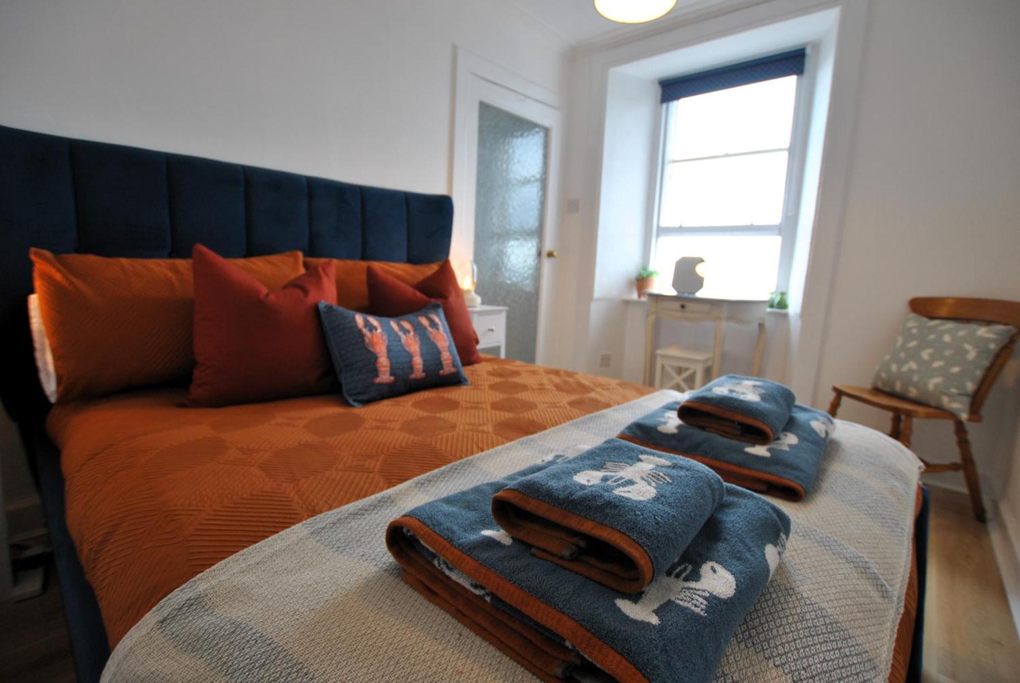 Harbour Haven- Idyllic Coastal Retreat Apartment แอนสตรัทเธอร์ ภายนอก รูปภาพ