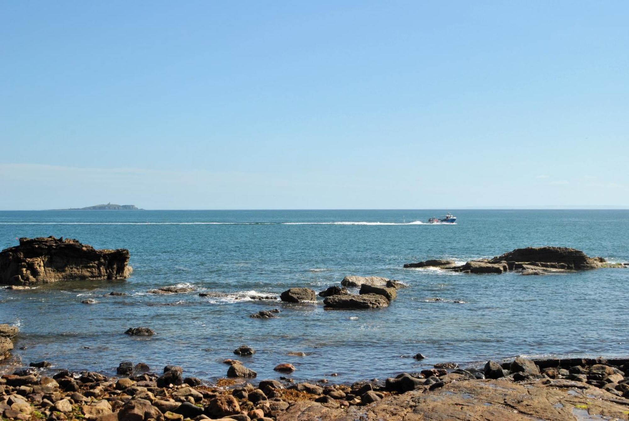 Harbour Haven- Idyllic Coastal Retreat Apartment แอนสตรัทเธอร์ ภายนอก รูปภาพ